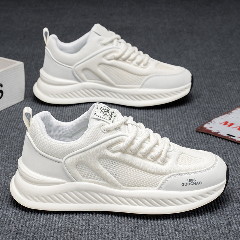 Sports shoes for women with breathable mesh upper and stable profile sole