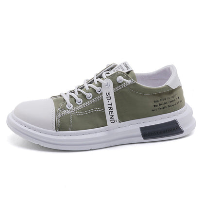 Women’s sports sneakers with innovative structure and comfortable insole