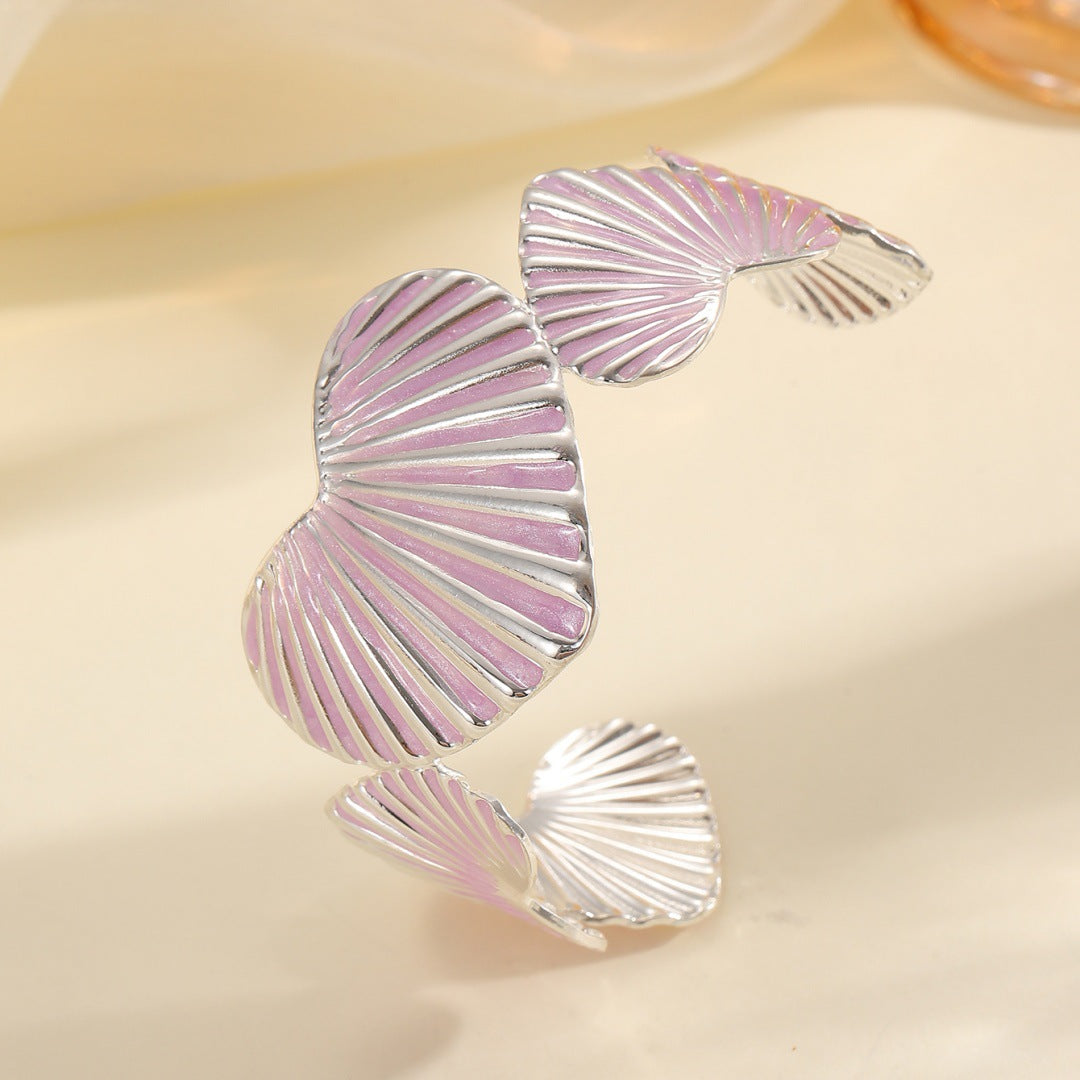 Women's bracelet with artistic shell motif Tom Cottons