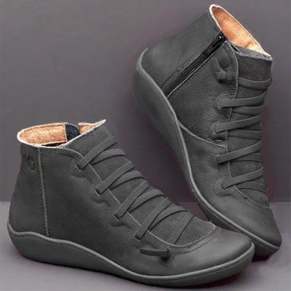 Women's High-Top Sneaker with trendy lace and zipper design