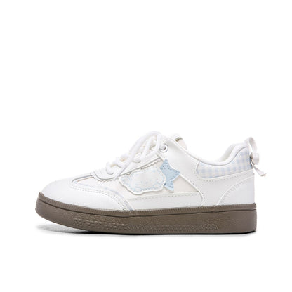 Women Trendy Sneakers with sporty-elegant design and comfortable sole