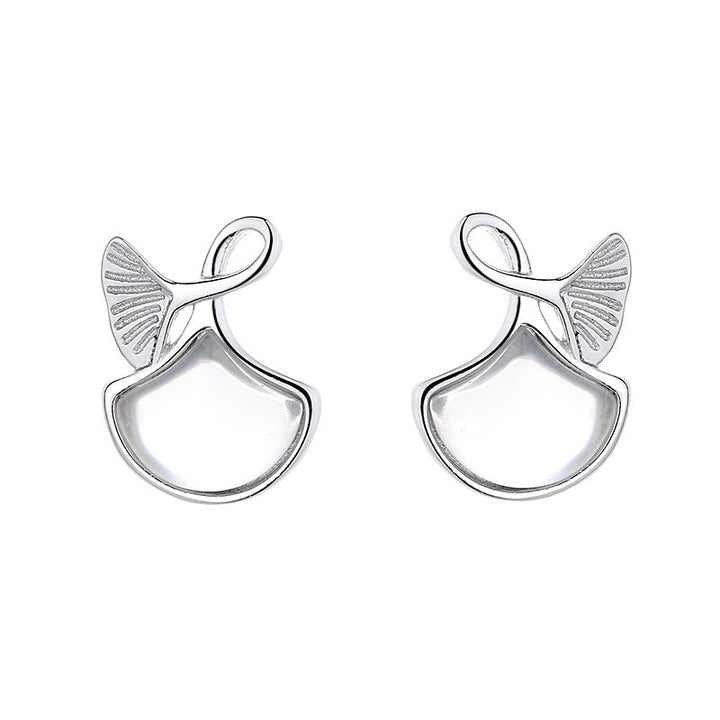 Women's earrings in elegant whale fin design Tom Cottons