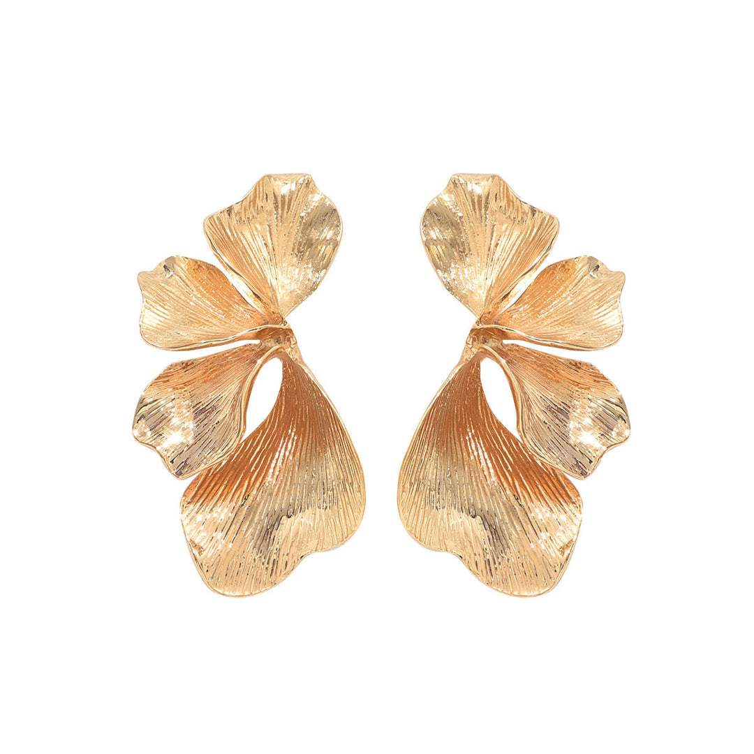 Women's ear clips in an elegant, textured design Tom Cottons