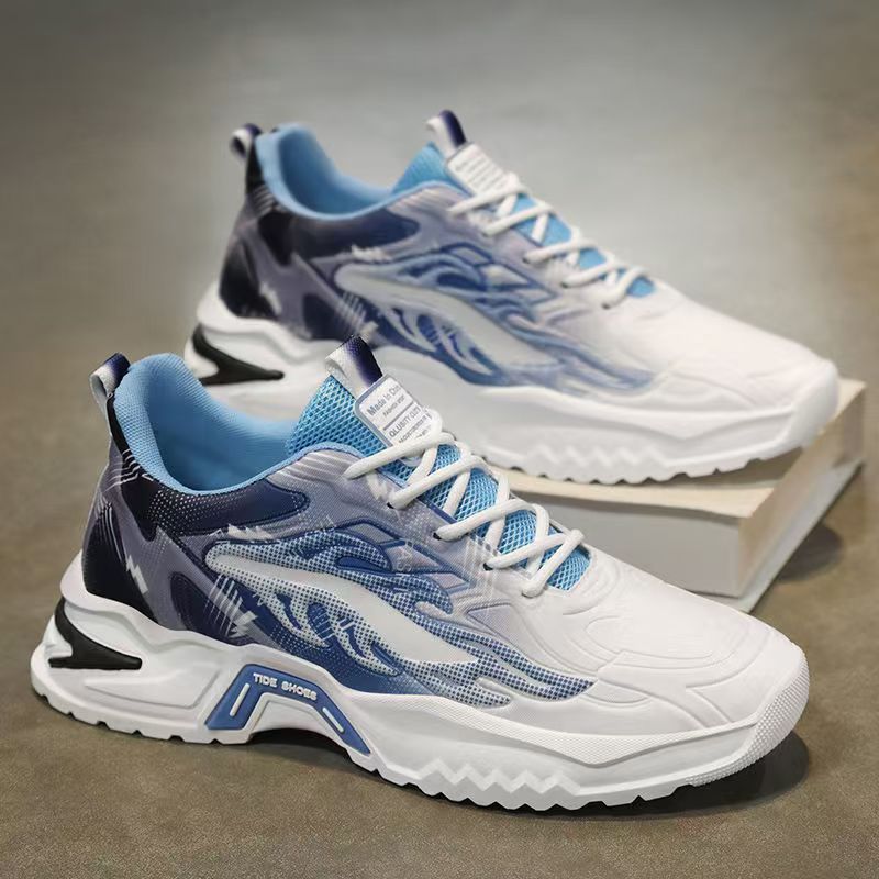 Shoes for women with a futuristic design and breathable features