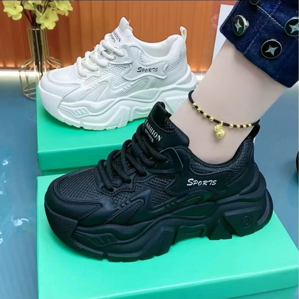 Women Sporty Chunky Sneakers
