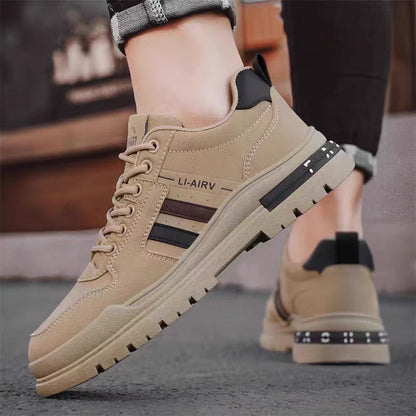 Women's sporty sneakers with extra cushioned sole and reinforced ankle