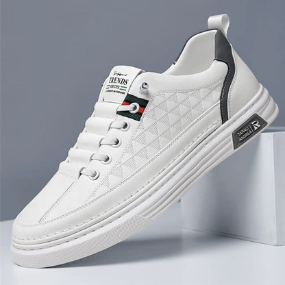 Ladies sporty sneakers