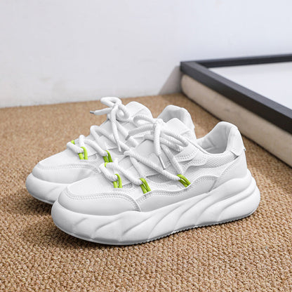Women's sporty sneakers with innovative lacing technology and ultra-light design