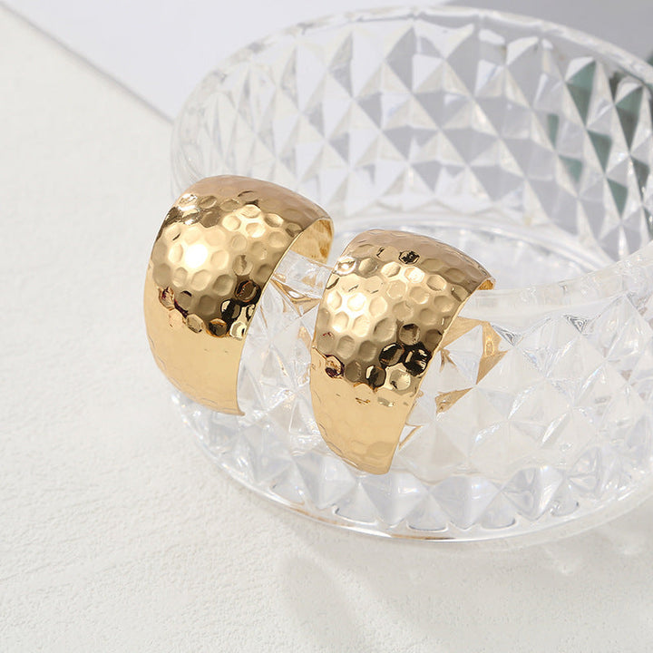 Women High-Quality Bracelets with Artistic Pattern Tom Cottons