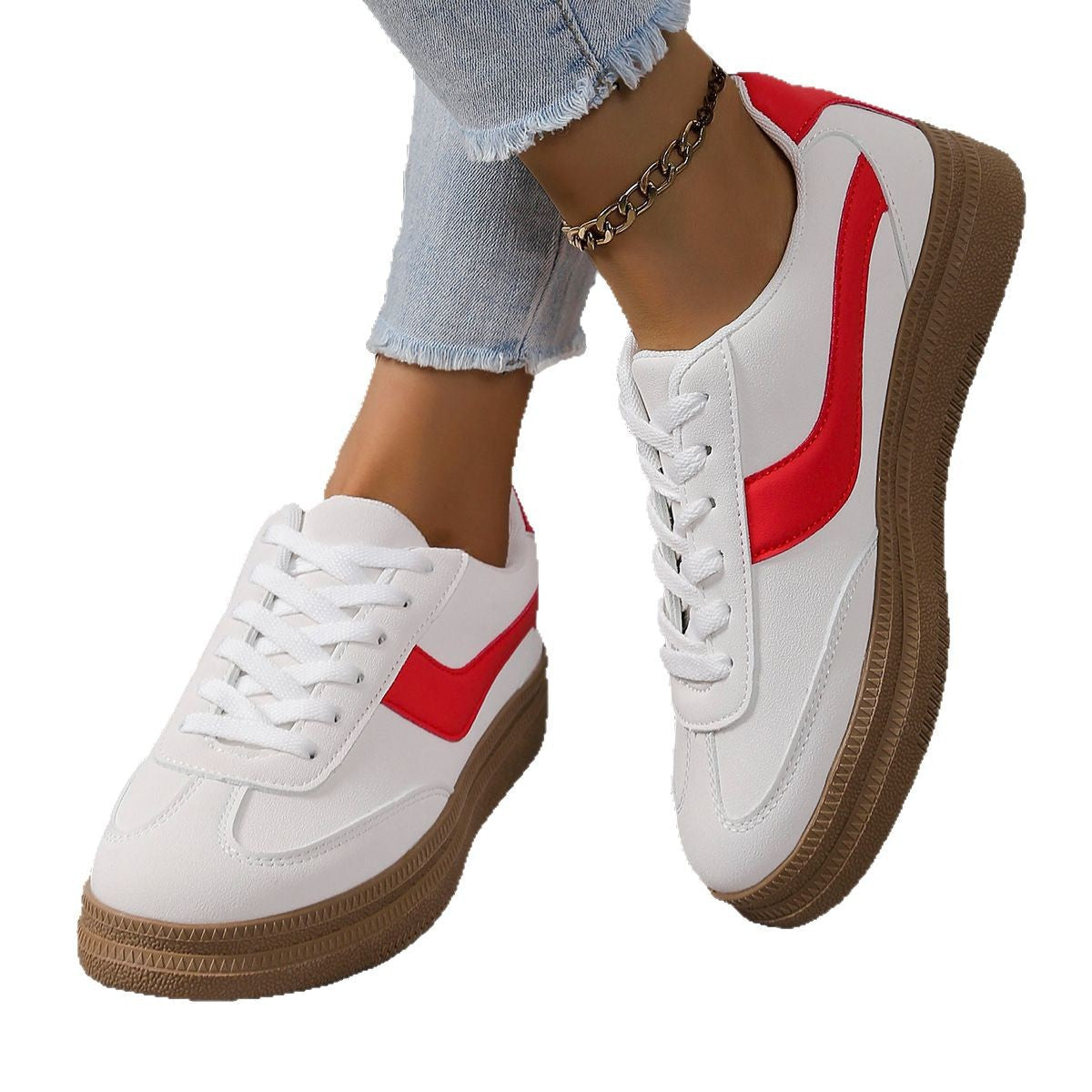Women's sporty sneakers with stylish color contrast and slip-resistant sole