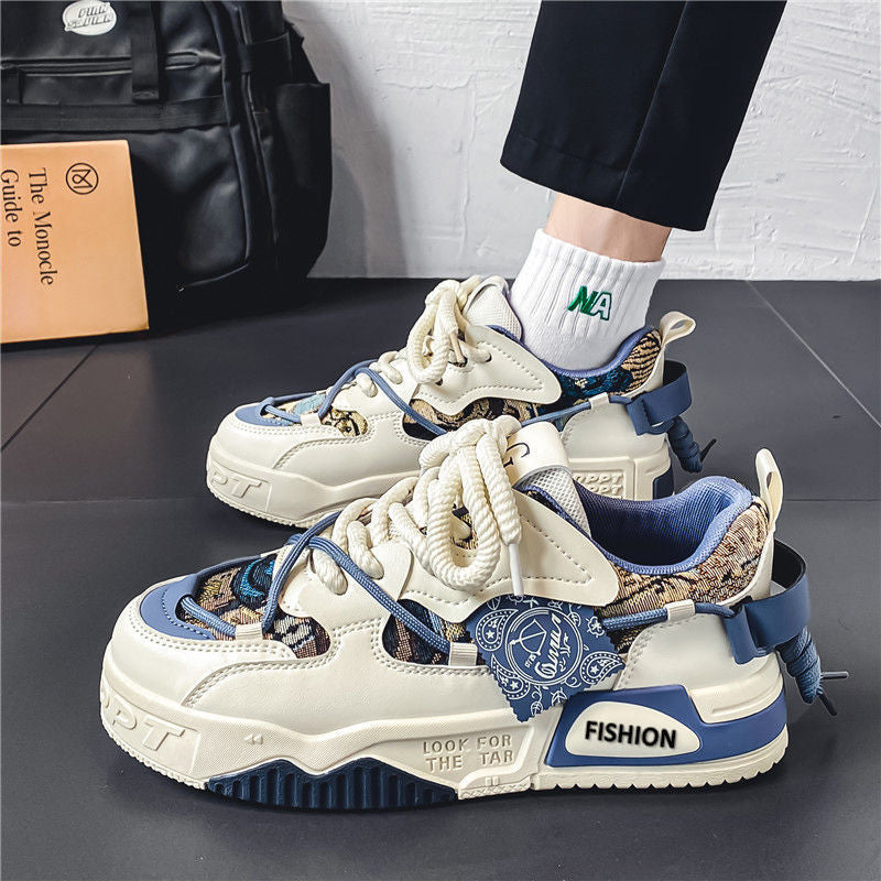 Women's sporty sneakers with innovative quick-lacing system