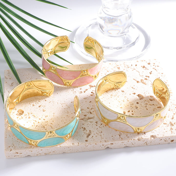Women's cuff bracelet with artistic design Tom Cottons