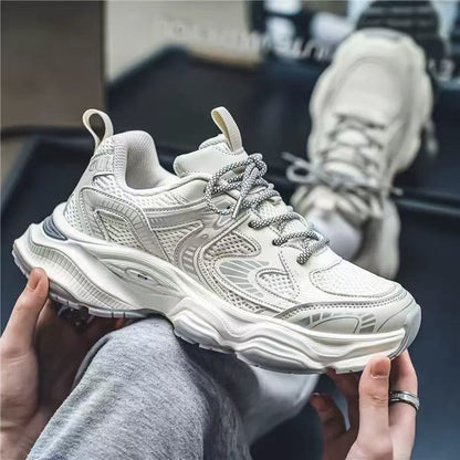 Fashion sports shoes for women with breathable mesh structure and cushioned sole
