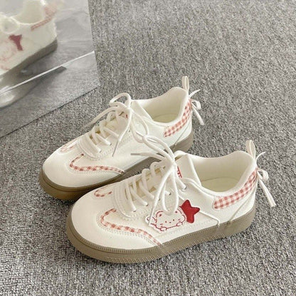 Women Trendy Sneakers with sporty-elegant design and comfortable sole