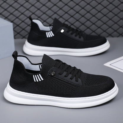 Men's sneakers with breathable knitted upper and non-slip sole