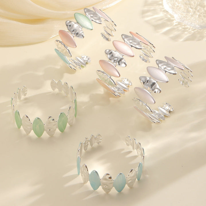 Women Open Bangle with Unique Textured Design Tom Cottons