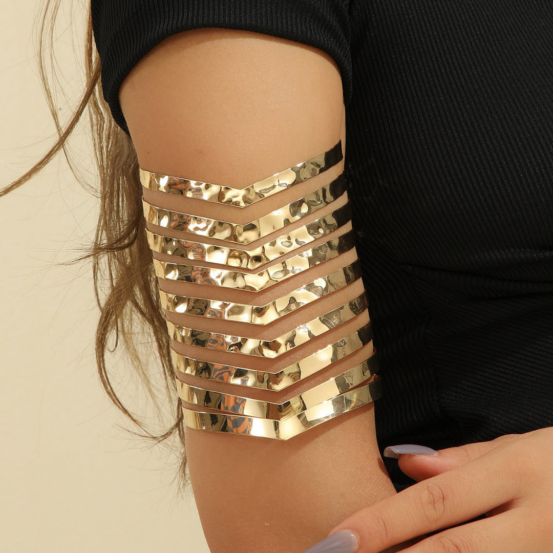 Women's hair accessories with shiny, curved elements Tom Cottons