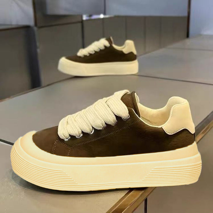 Women Trendy Sneakers with reinforced heel area and non-slip sole