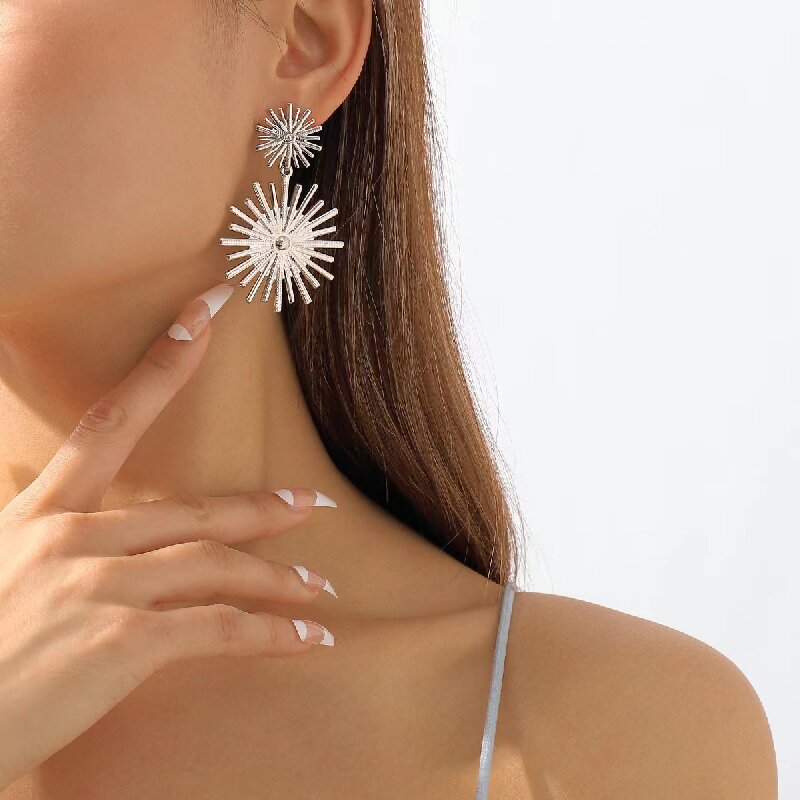 Women's Hanging Earrings in Modern Radiant Design Tom Cottons
