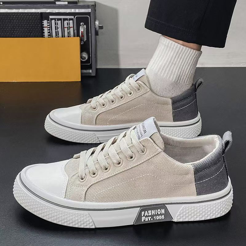 Women's sneakers with a modern design and effective cushioning technology