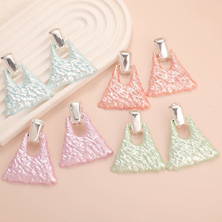 Women's earrings in artistic design Tom Cottons