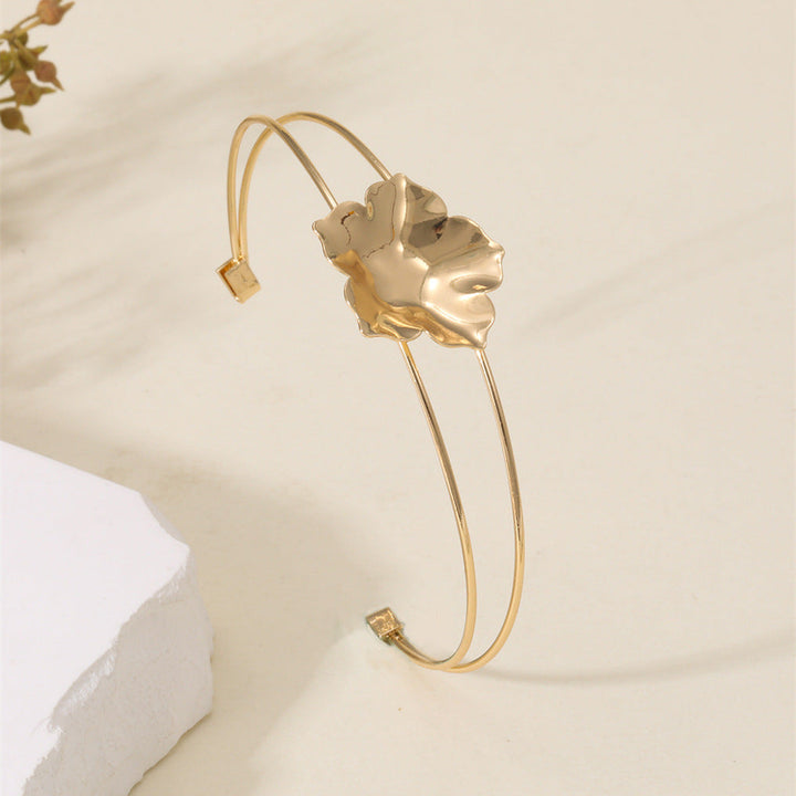 Women Open Bangle with Artistic Flower Motif Tom Cottons