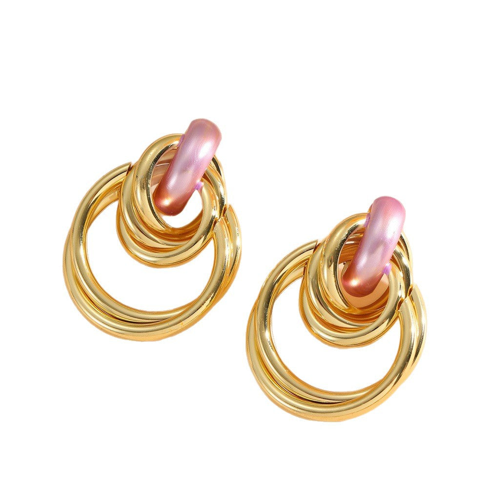 Women's Hanging Earrings with Elegant, Sculptural Design Tom Cottons
