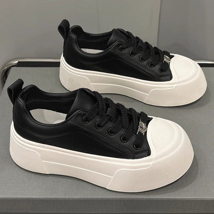 Women's sneakers with elevated sole