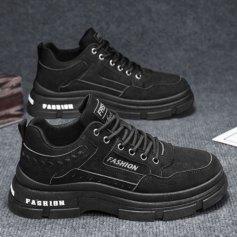 Fashion sneakers for women with reinforced sole and breathable inserts