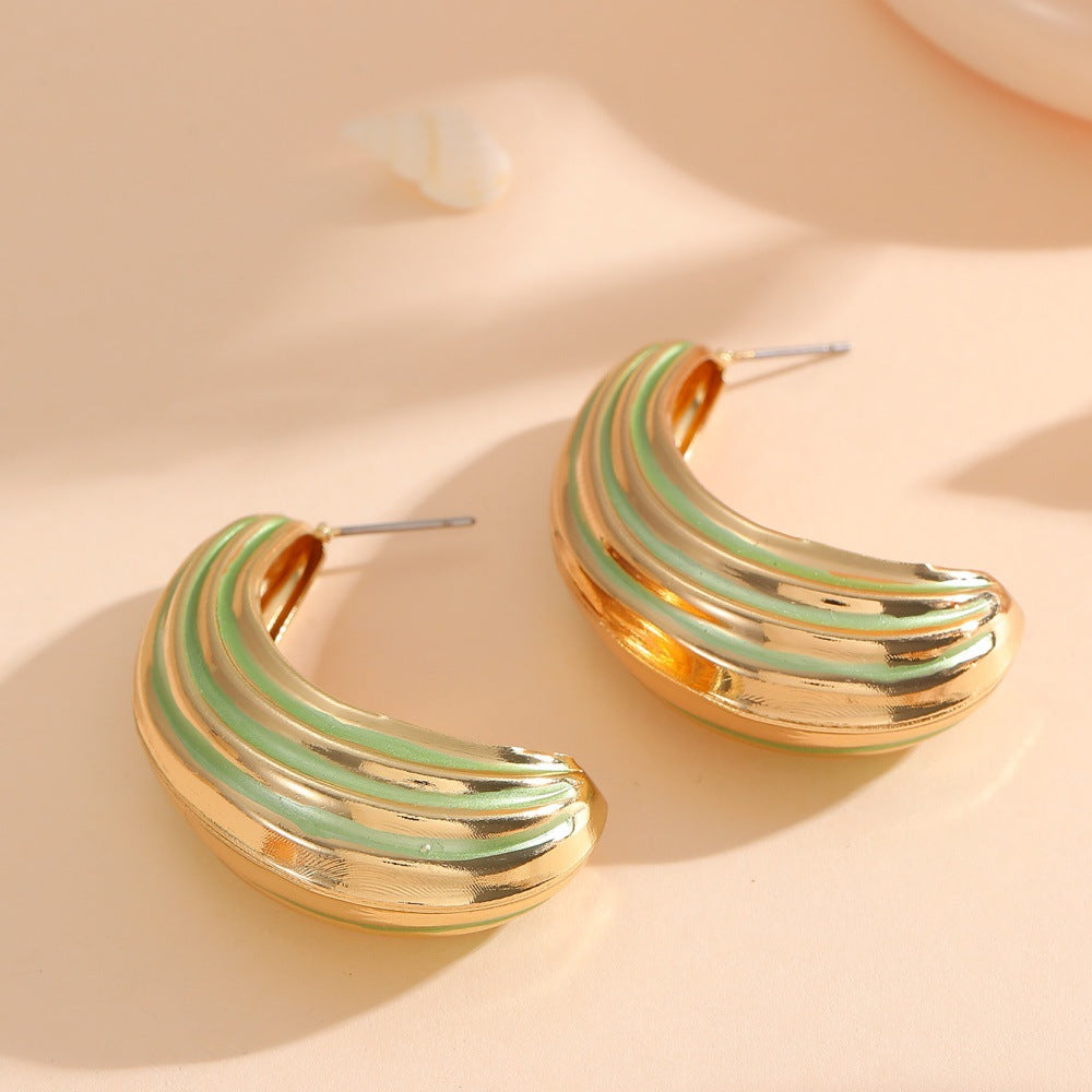 Women Hanging Earrings with Luxurious Gold and Pink Finish Tom Cottons