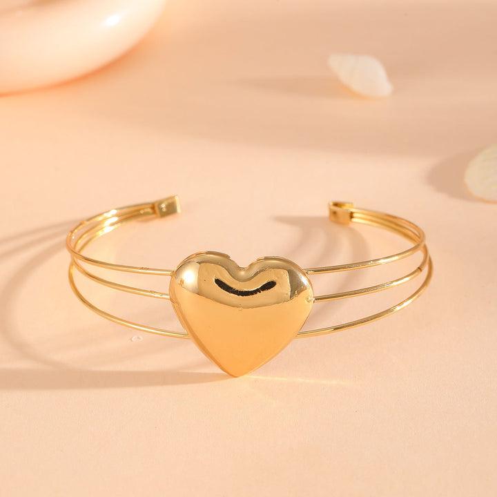 Women's bracelet with intricate bow design Tom Cottons