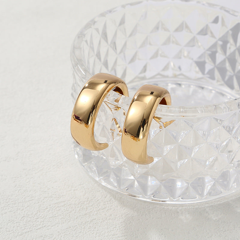 Women's hoops with elegant, modern design Tom Cottons