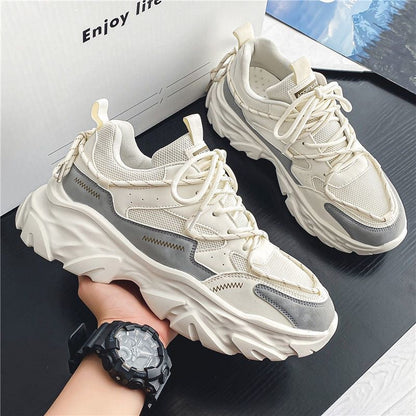 Ladies sporty sneakers with extra strong sole and breathable design