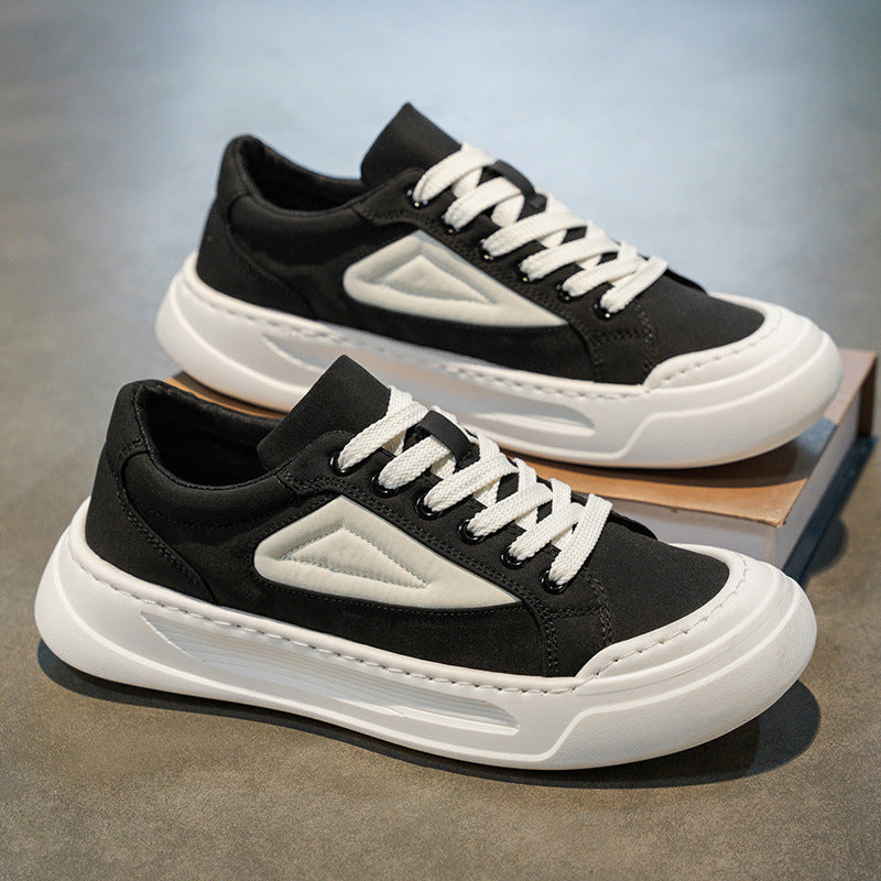 Women's sports shoes with modern design