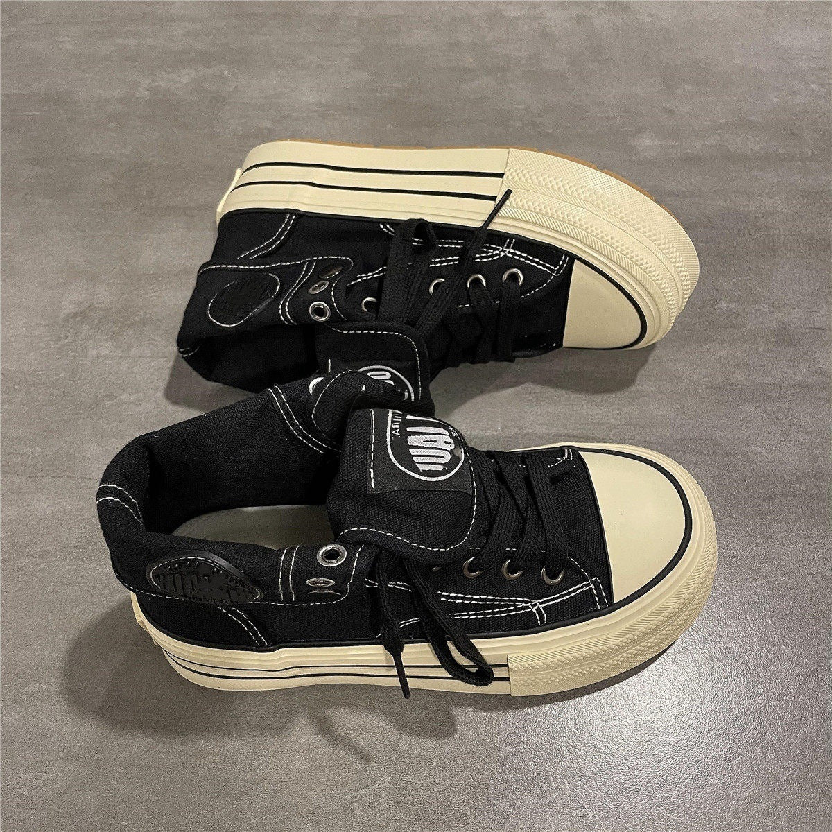 Women's High-Top Sneakers with Thick Rubber Sole and Side Zipper