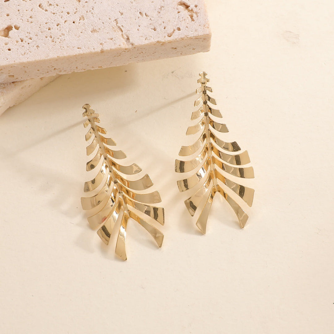 Women Hanging Earrings in Elegant Leaf Design Tom Cottons