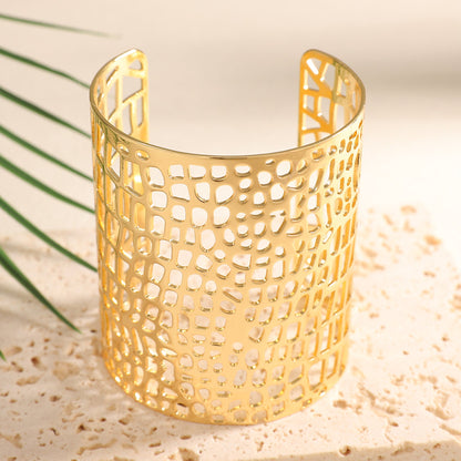 Ladies Open Bangle with Artistic Coral Pattern Tom Cottons