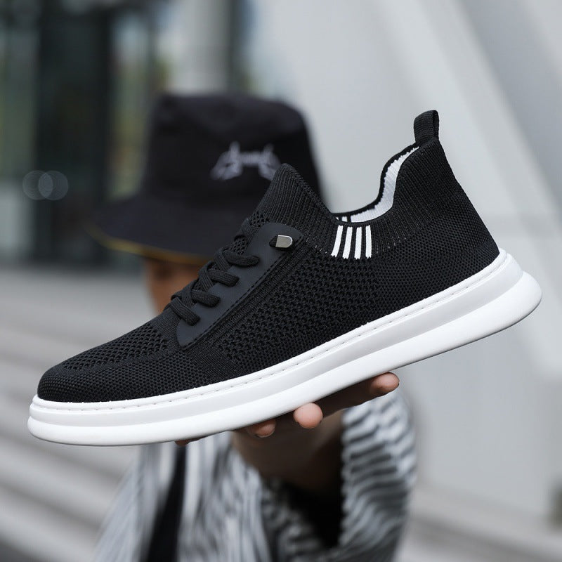 Men's sneakers with breathable knitted upper and non-slip sole