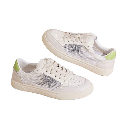 Women's sneakers with breathable mesh and stylish star design