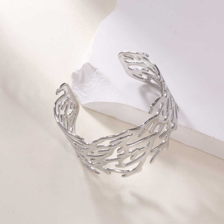 Women's Open Bangle with Elegant Wave Design Tom Cottons