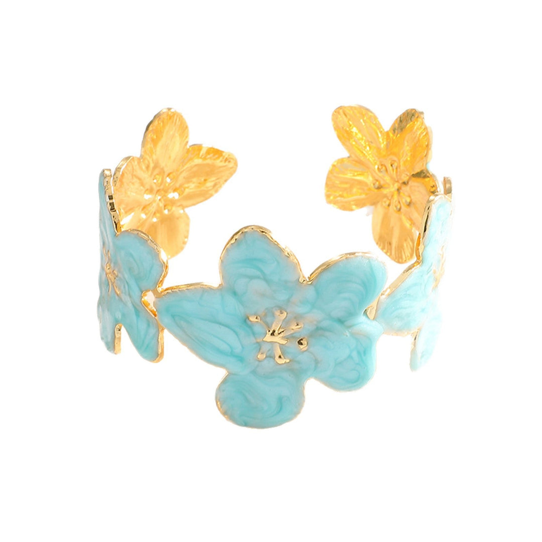 Ladies' bangle with floral motifs Tom Cottons