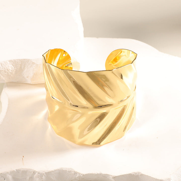 Women Open Bangle with Artistic Relief Design Tom Cottons