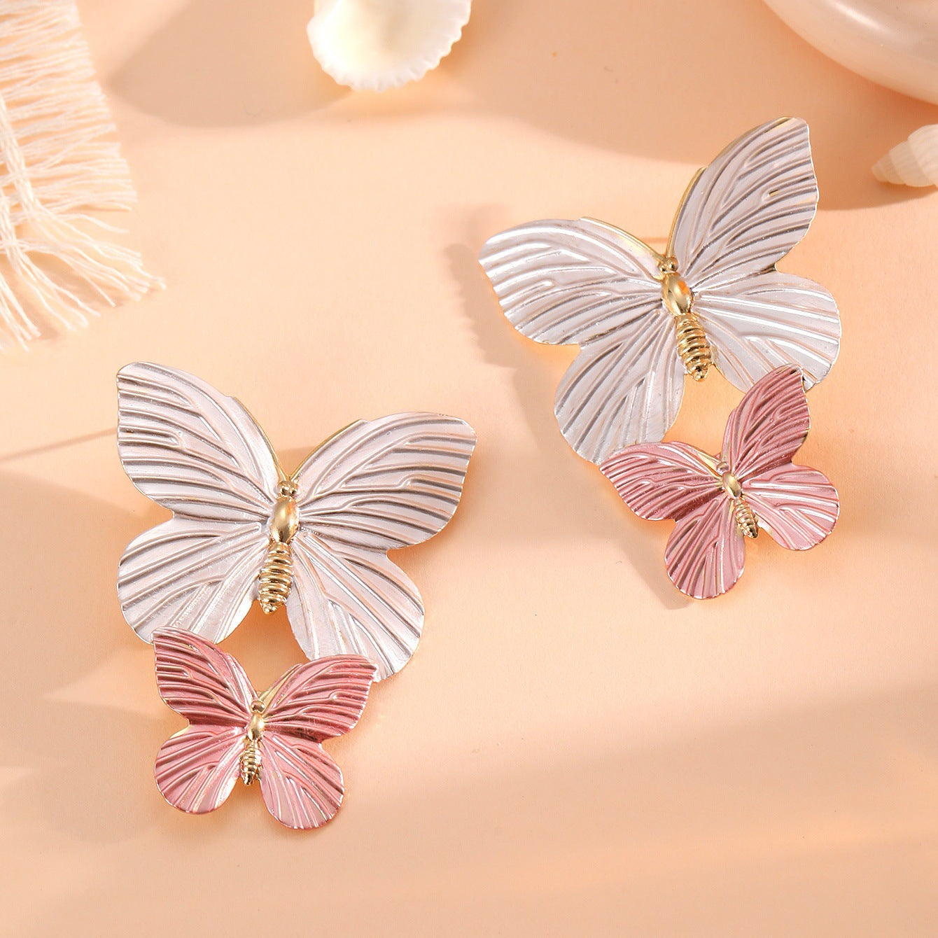 Ladies' brooches in elegant butterfly design Tom Cottons