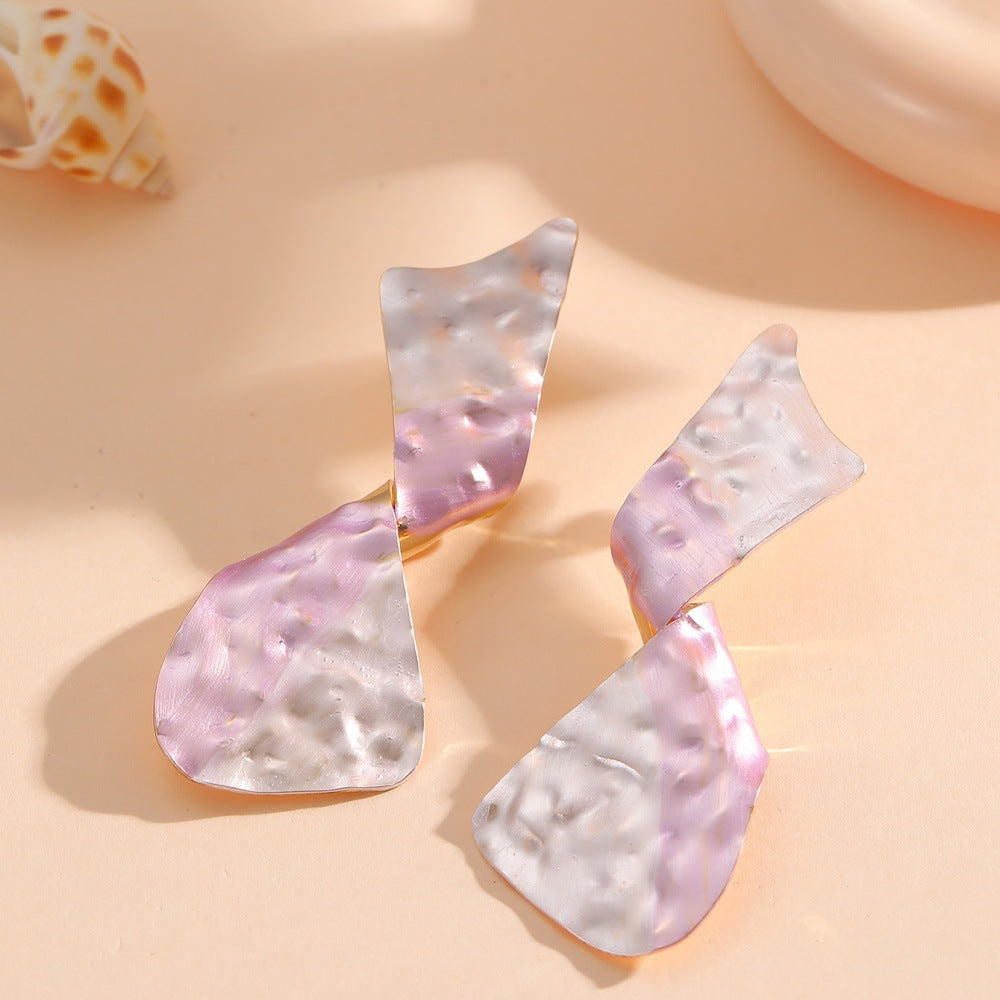 Ladies earrings in modern disc design Tom Cottons