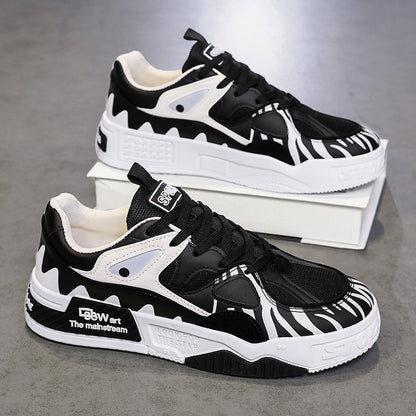 Women's sports sneakers