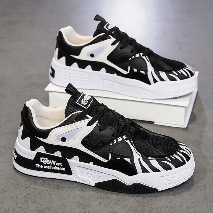 Women's sports sneakers