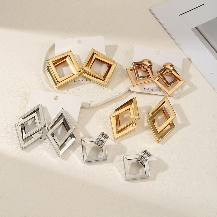 Women's Hanging Earrings with Square Design and Glossy Surface Tom Cottons