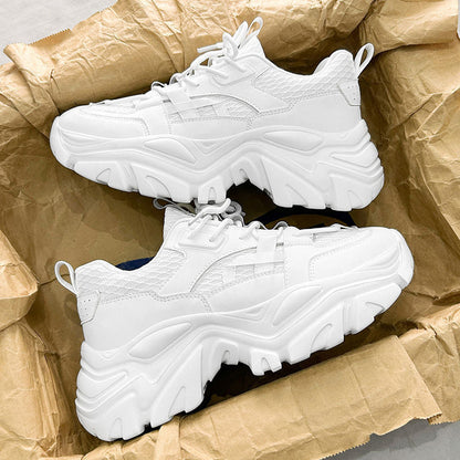 Women's sports shoes with non-slip sole and breathable mesh inserts