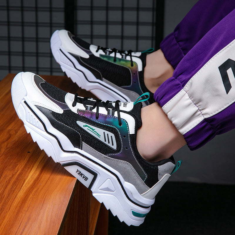 Ladies sporty running sneakers with stable sole and breathable mesh structure