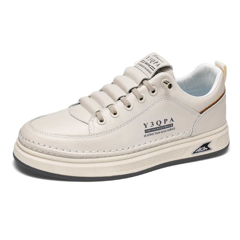 Women's sporty sneakers with ergonomic design and cushioning sole